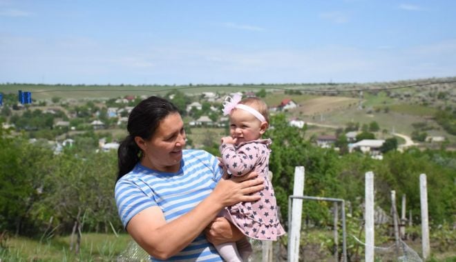 Nu avem asistenţi sociali în comunităţile locale. Ce se poate face