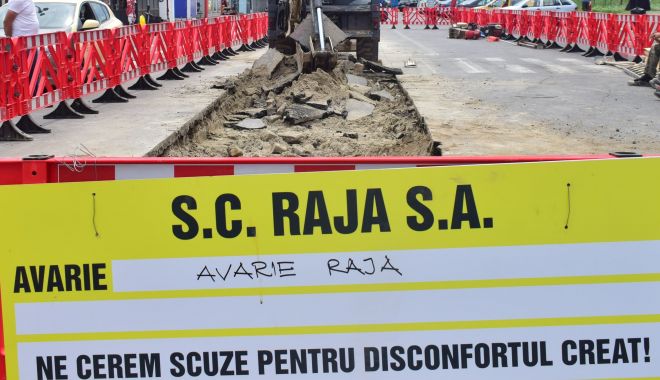 Atenţie, şoferi! Trafic restricţionat pe bulevardul Tomis! Se lucrează la conductele de apă