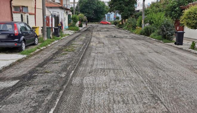 Atenţie, şoferi! Lucrări de asfaltare pe două artere rutiere din Constanţa