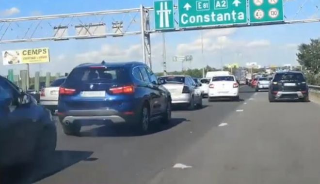 Aglomerație pe Autostrada Soarelui. Se merge bară la bară pe mai multe porțiuni