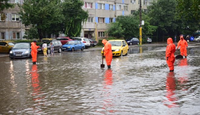 AVERTIZARE METEO: ploi torenţiale, furtuni şi grindină, la Constanţa