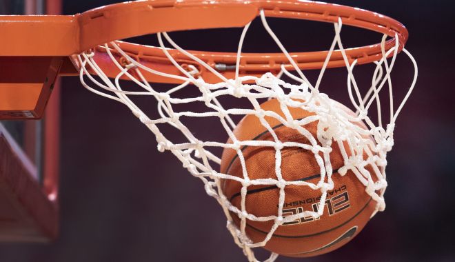 Baschet / Start în turneele finale ale Campionatelor Naţionale de juniori U15 şi U18