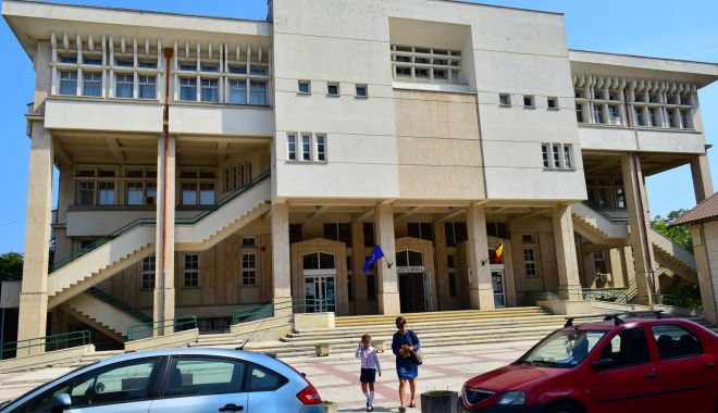 Dublă lansare de carte la Biblioteca Judeţeană Constanţa