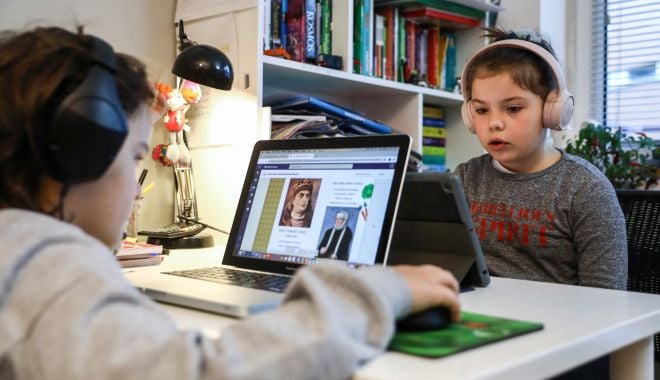 Bibliotecă online pentru elevii constănţeni