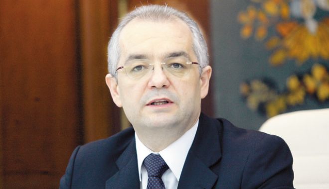 Emil Boc: "Festivalul democrației din PNL să nu se transforme în bâlciul democrației"