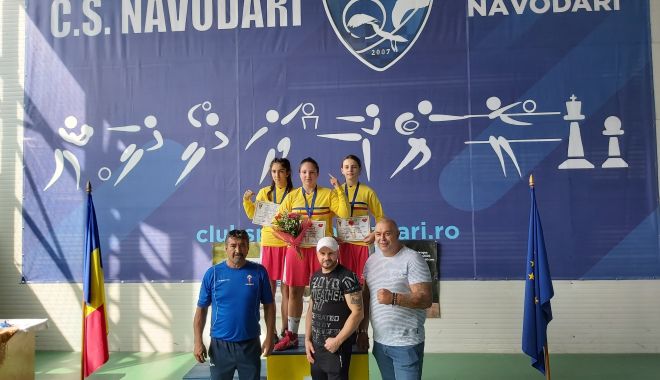 Sportivele de la CS Năvodari şi-au adjudecat 10 medalii la Campionatul Naţional de box feminin