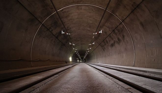 Bulgaria construieşte cel mai lung tunel din Balcani