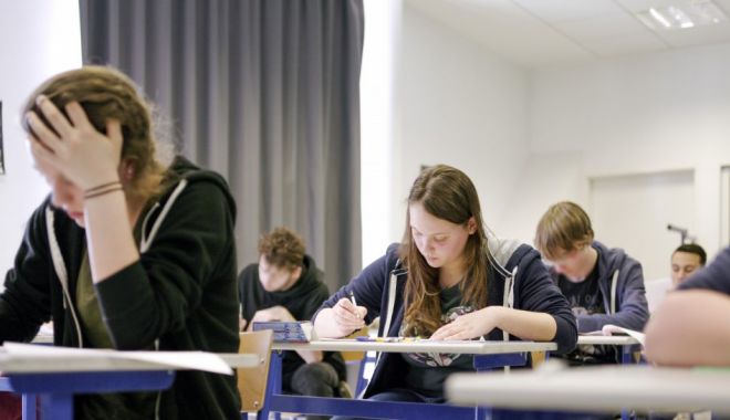 Sesiunea august - septembrie 2021 a examenului național de bacalaureat începe luni, 16 august