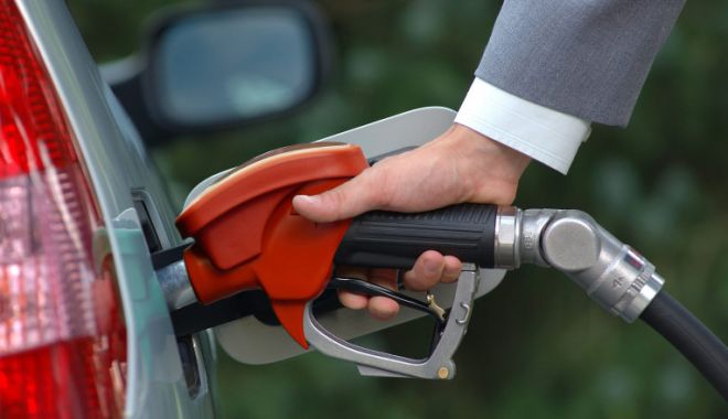 Atenţie, şoferi! Cresc preţurile carburanţilor