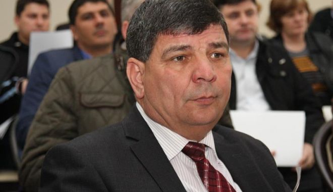 Primarul comunei Castelu, Nicolae Anghel, a intrat în greva foamei chiar de ziua sa