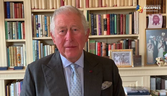 Prințul Charles și ducii de Cambridge, la avanpremiera mondială a noului film din seria James Bond