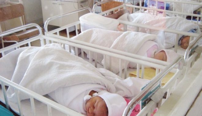 Câti copii au fost părăsiți în maternități și unități sanitare în primele trei luni din 2021