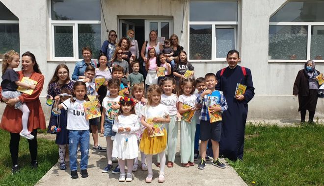 Un copil cu dipareză spastică are nevoie de bani pentru a se opera