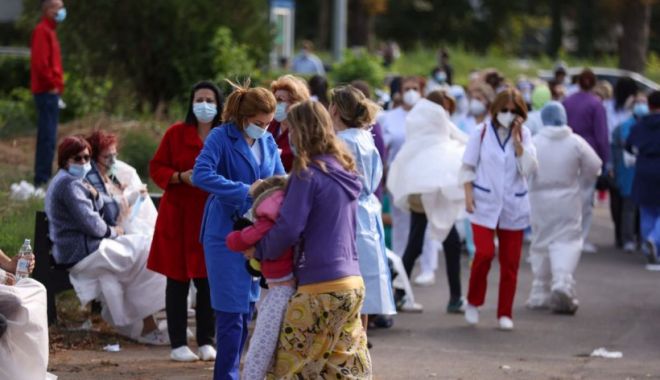 România, îngenuncheată de durere în urma incendiului de la Constanţa. Tragedia a avut loc chiar de Ziua Internațională a Medicului
