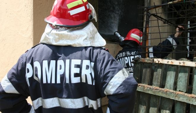 Incendiu la un complex balnear din Costinești