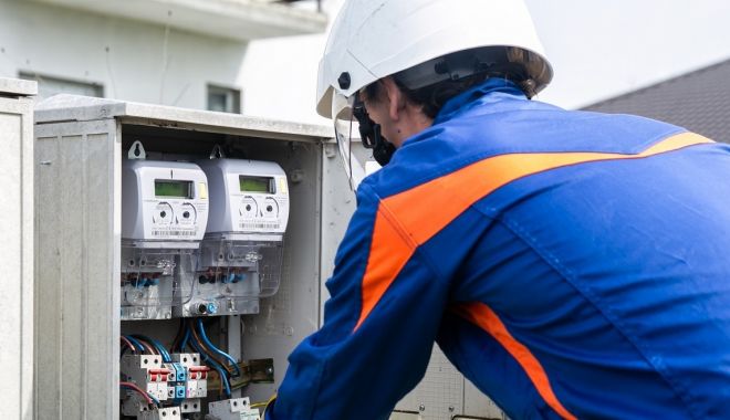 Mai multe străzi din Constanţa, fără curent electric