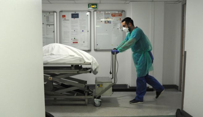 Un copil  și patru tineri  până în 30 de ani au murit din cauza Covid