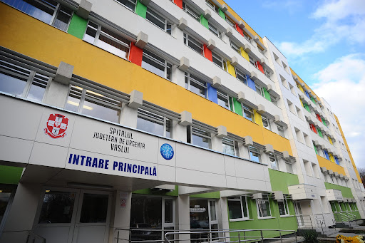 Un bărbat cu COVID a fugit din spital și a murit într-un șanț