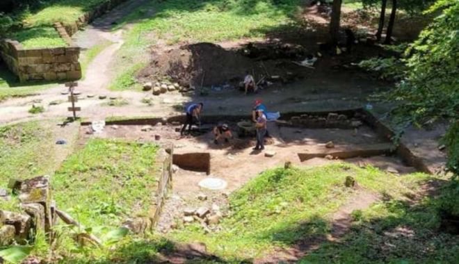 Descoperirea uriașă la Sarmizegetusa Regia: Un misterios templu dacic iese la iveală după două milenii
