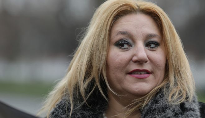 Senatorii PNL cer sancționarea Dianei Șoșoacă: Sfidează orice normă legală și orice regulă a bunului-simț