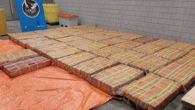 Cantitate uriașă de cocaină, confiscată în portul din Rotterdam