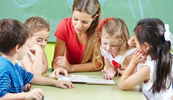 Peste 600 de locuri de muncă vacante în Spaţiul Economic European. Se caută educatori
