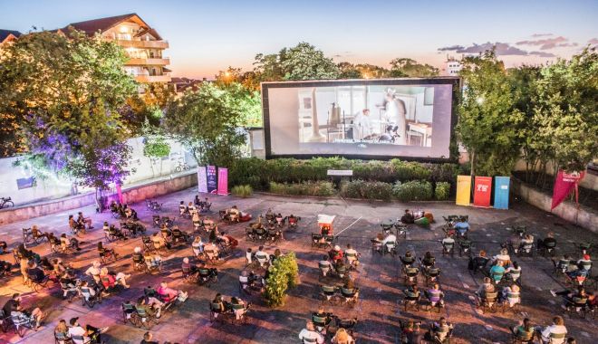 Eforie Colorat. Festival de film la grădina de vară Cinemascoop din Eforie Sud