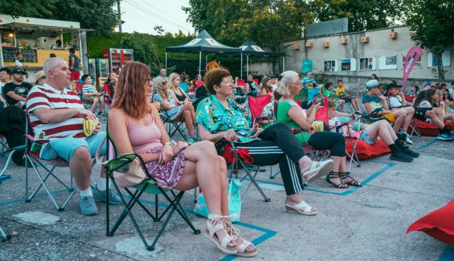 Eforie Colorat - Intervenţie culturală. Artă şi grijă pentru mediul înconjurător