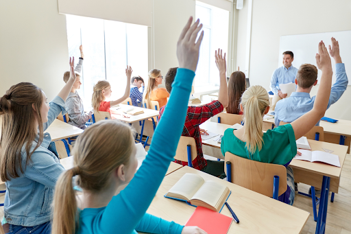 Elevii Liceului Teoretic „Ovidius” vor putea studia limba germană cu profesori nativi