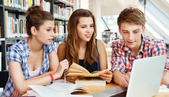 Elevii Liceului „Ovidius”, premii de excepţie la Olimpiada de biologie UK Intermediate