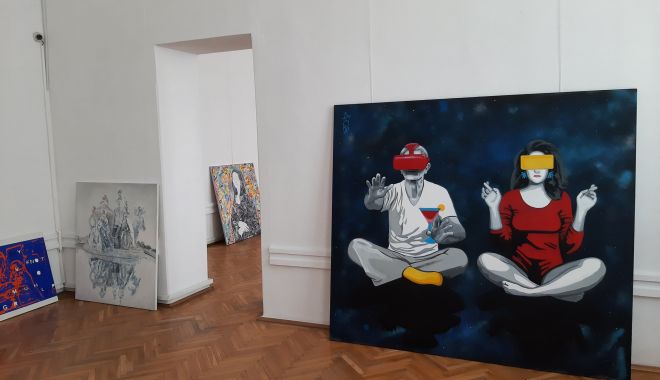 Expoziţia „dintr-UNA” prezintă lucrările tinerilor artişti bucureşteni