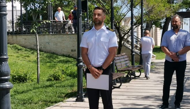 Comandant de navă decorat cu Ordinul „Virtutea Maritimă”, pentru salvarea a patru vieți, de pe un velier, în Golful Mexic