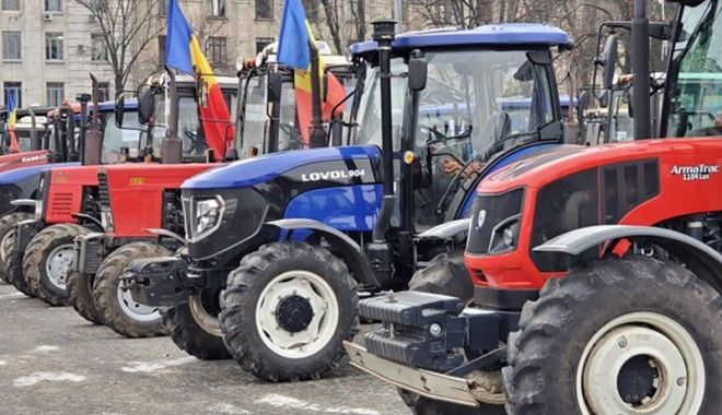 Fermierii din toată ţara vor protesta cu tractoarele în faţa Parlamentului
