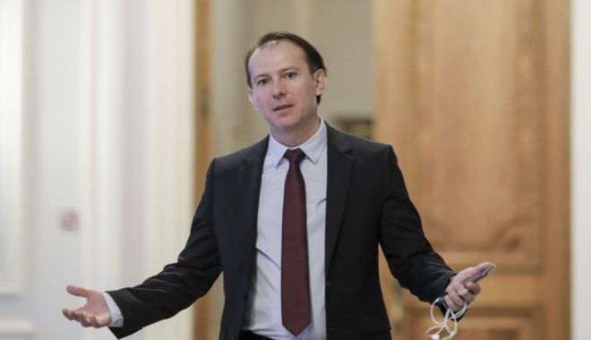 Premierul Florin Cîţu susţine că nu s-au făcut angajări noi la Guvern