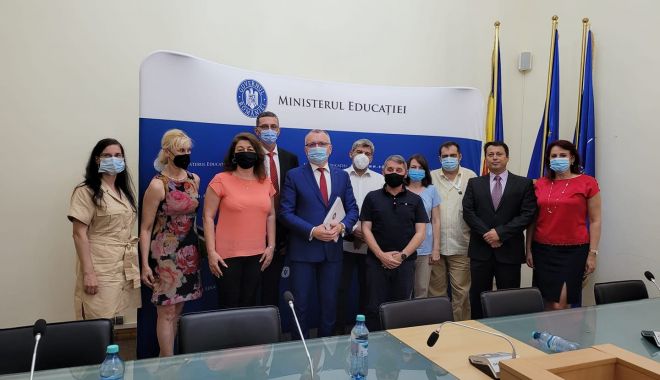 Subiectele dezbătute de reprezentanții părinților cu ministrul Educației