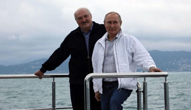 Preşedintele Vladimir Putin l-a asigurat de sprijin său pe Aleksandr Lukaşenko