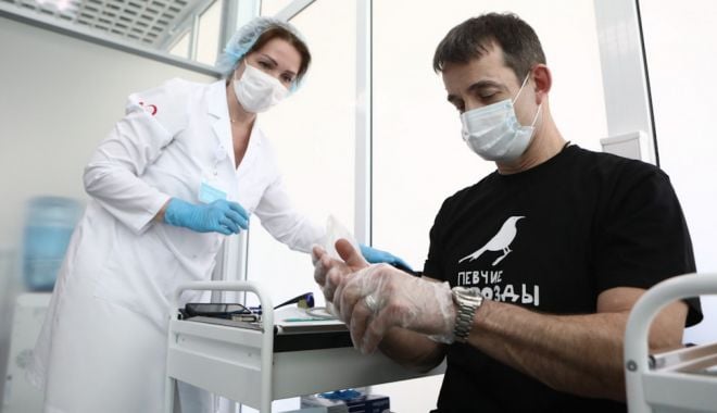 Piața neagră a certificatelor false de vaccinare, înfloritoare în Rusia