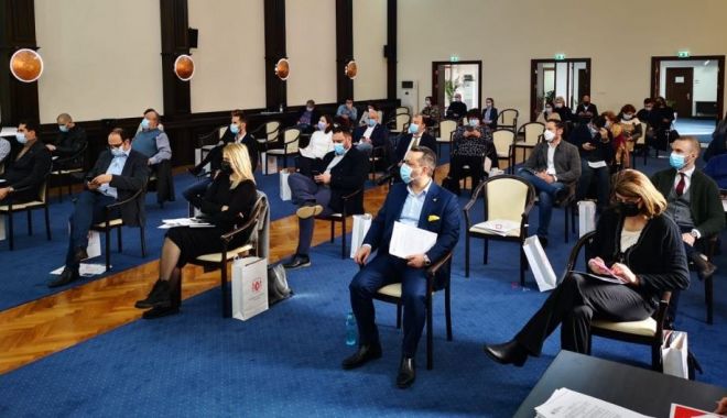 Aleşii locali, convocaţi în şedinţă ordinară. Ce proiecte se află pe ordinea de zi