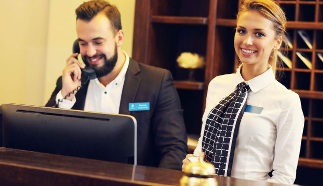 Sezon compromis și anul acesta? Hotelierii, afectaţi de pandemie, în deficit major de personal