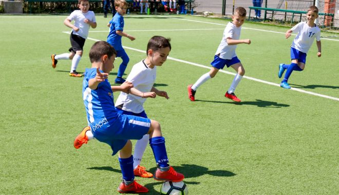 Fotbal / Victorii pentru „piticii” Academiei Hagi în amicalele cu CS Medgidia