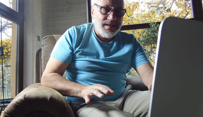 Doctorul Cristian Andrei le-a explicat liceenilor din județul Constanța cum să gestioneze tentațiile divertismentului adresat adulților, în cadrul  programului educativ „Antrenat de Majorat”