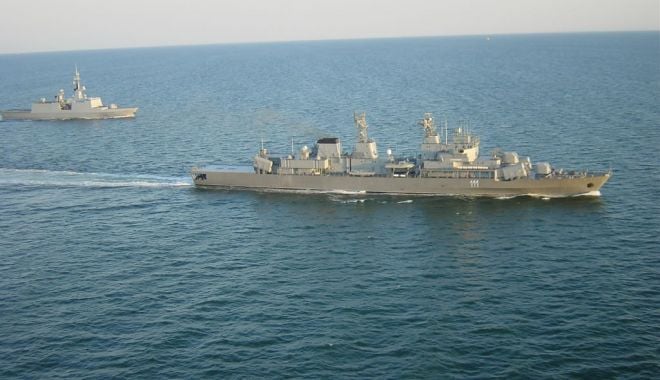 Fregata Mărăşeşti, la „antrenamente” cu distrugătorul american USS Laboon