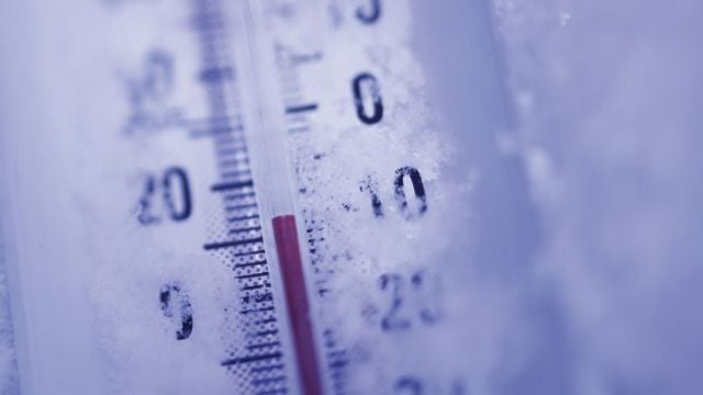 Un val de frig loveşte România începănd de mâine