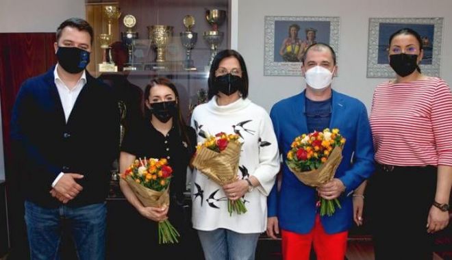 Gimnastică / Larisa Iordache și antrenorii săi, felicitați de conducerea CS Dinamo