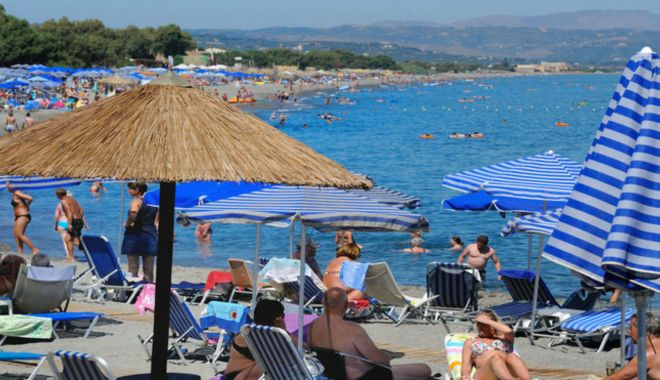 Grecia se aşteaptă să aibă mai mulţi turişti români anul acesta