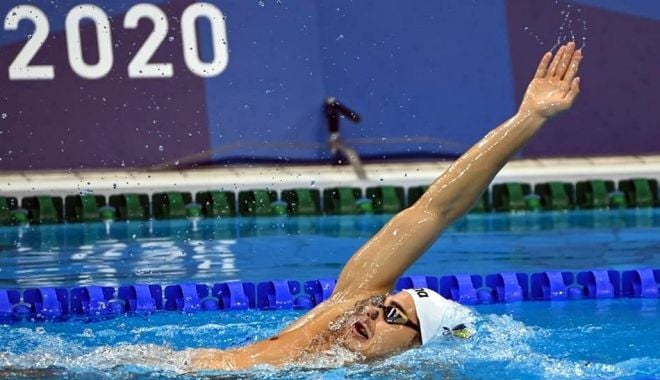 Olimpism / Înotătorii Robert Glinţă şi Bianca Costea nu au prins semifinalele