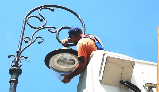 Faleza Cazinoului beneficiază de iluminat performant