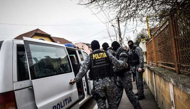 Polițiștii constănțeni au pus sechestru asigurător pe o casă din Bacău