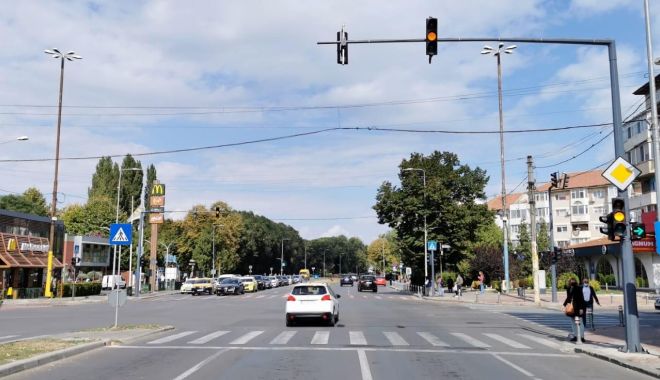 Trafic rutier resistematizat la intersecția bulevardului Mamaia cu strada Zorelelor