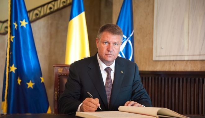 Klaus Iohannis a promulgat legea prin care persoanele defavorizate beneficiază de tichete de masă